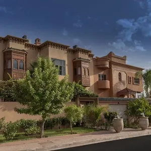 villa-riad-les-deux-golfs.marrakeshhotelsmorocco.com/